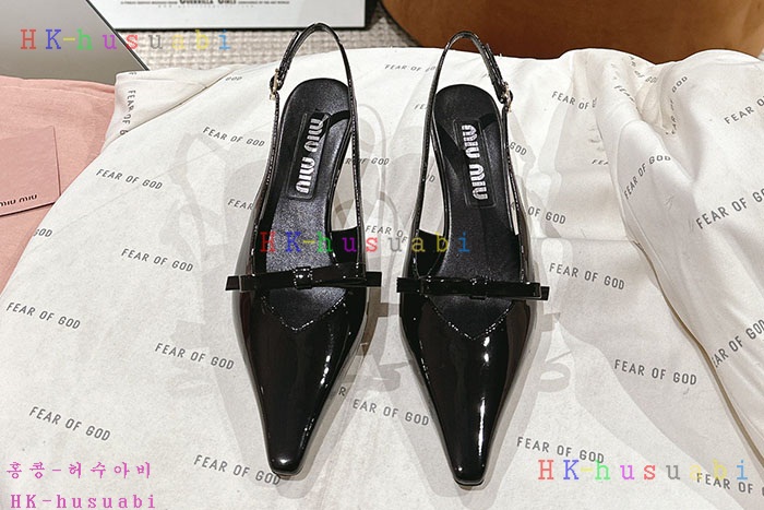 NEW 미우미우 신발 신상 MU 557027