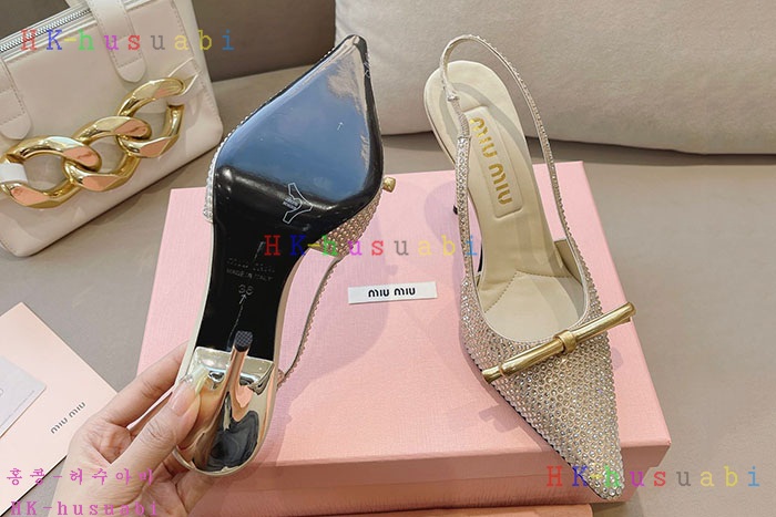 NEW 미우미우 신발 신상 MU 557019