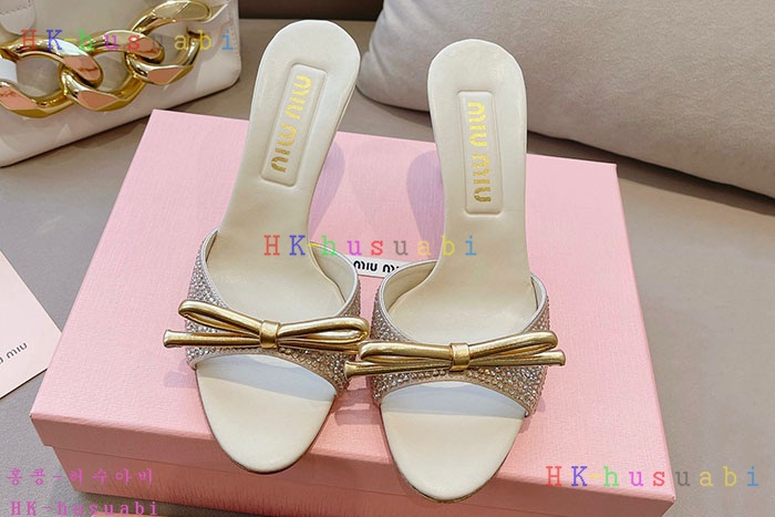 NEW 미우미우 신발 신상 MU 557014