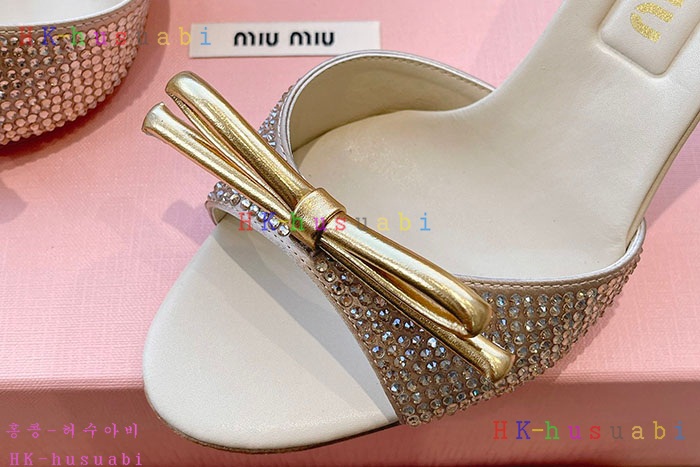 NEW 미우미우 신발 신상 MU 557014