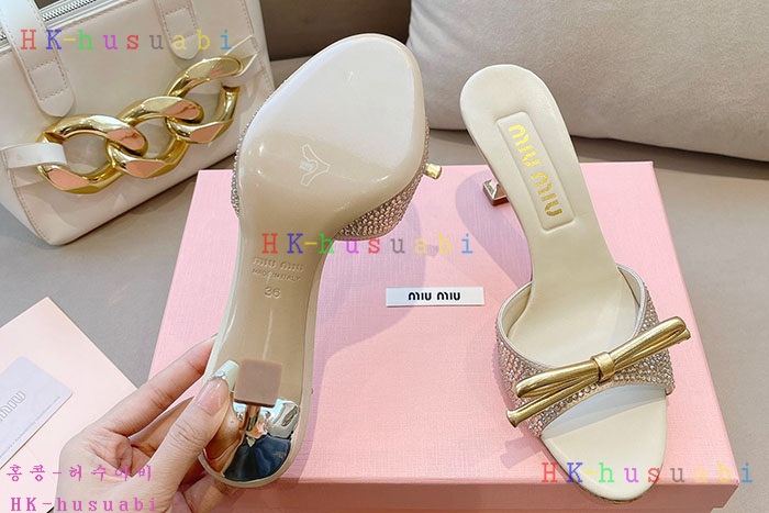NEW 미우미우 신발 신상 MU 557014