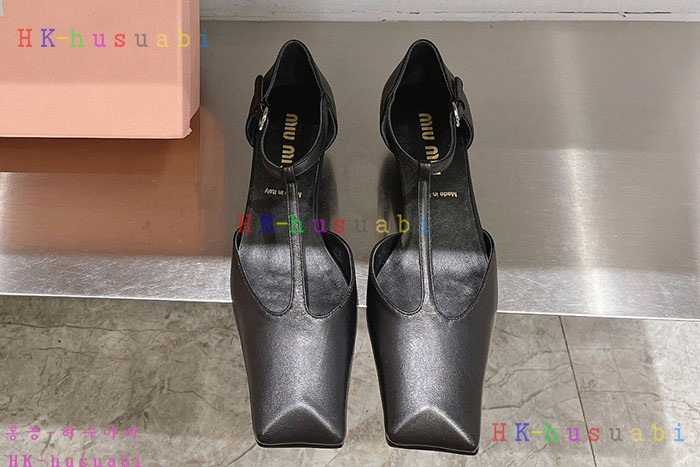 NEW 미우미우 신발 신상 MU 555283