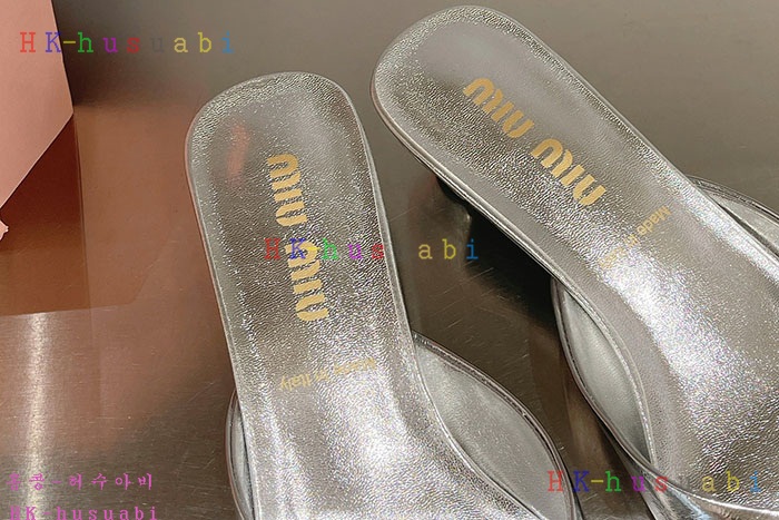 NEW 미우미우 신발 신상 MU 555284