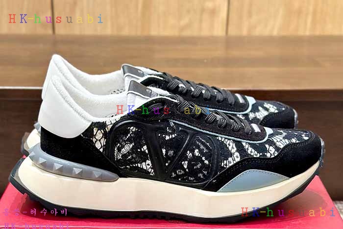 NEW 발렌티노  신발 신상 V 644180