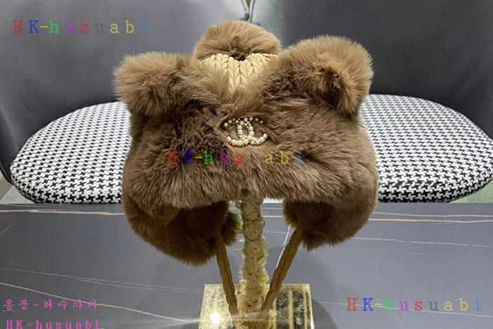 NEW 샤넬 모자 신상 C 670700