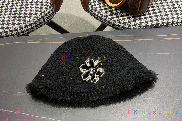 NEW 샤넬 모자 신상 C 679004