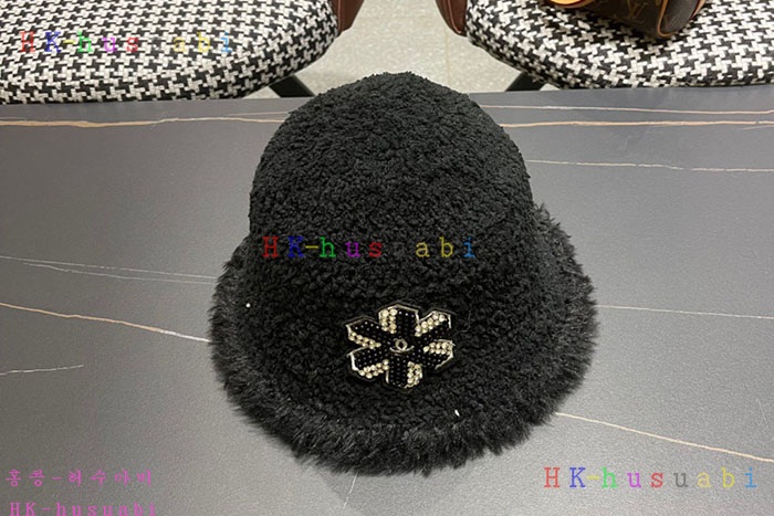 NEW 샤넬 모자 신상 C 679004