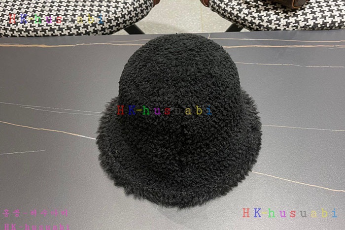 NEW 샤넬 모자 신상 C 679004