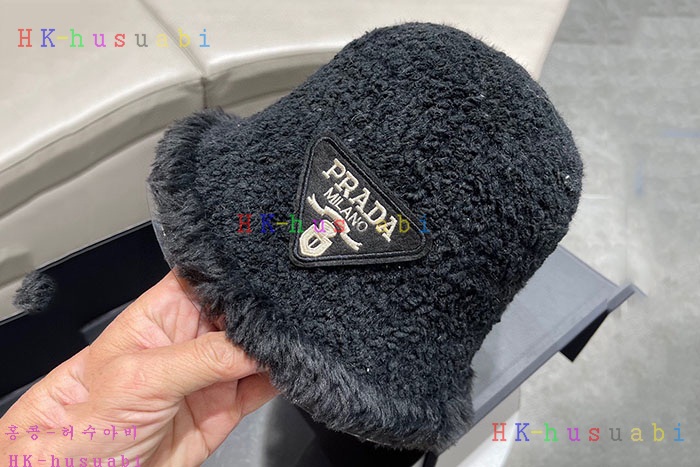 NEW 프라다 모자 신상 P 2455303