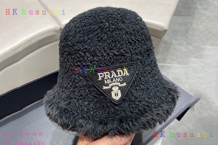NEW 프라다 모자 신상 P 2455303