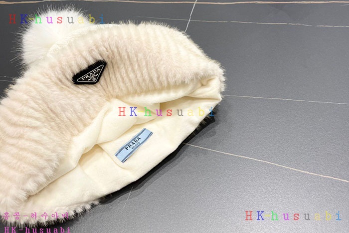 NEW 프라다 모자 신상 P 24540104
