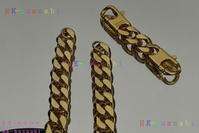 NEW 발렌시아가 목걸이 신상 B 958842