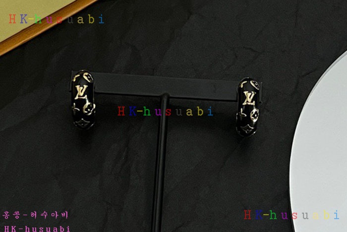 NEW 루이비통 귀걸이 신상 LV 4417001