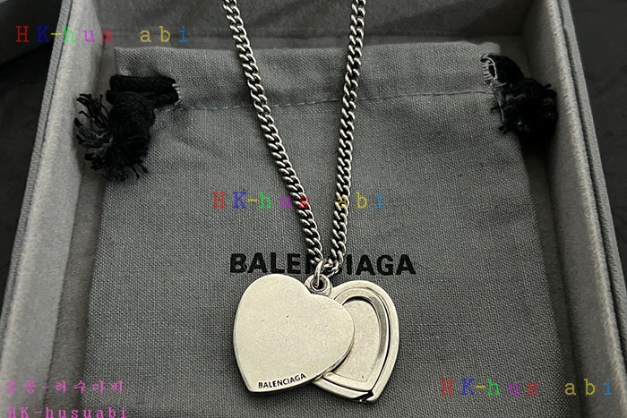NEW 발렌시아가 목걸이 신상 B 958845