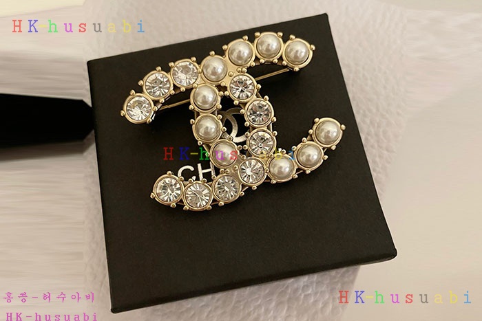 NEW 샤넬 브로치 신상 C  2408819