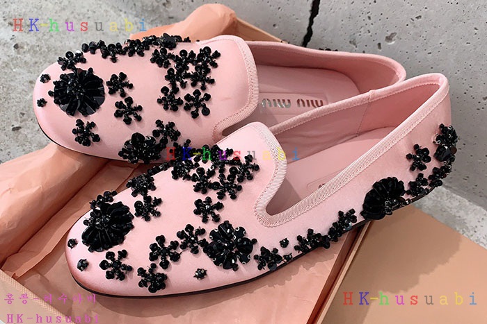 NEW 미우미우 신발 신상 MU 680041