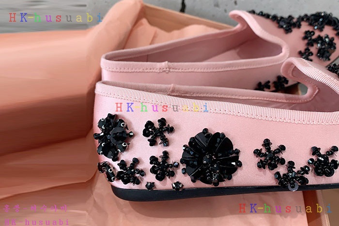 NEW 미우미우 신발 신상 MU 680041