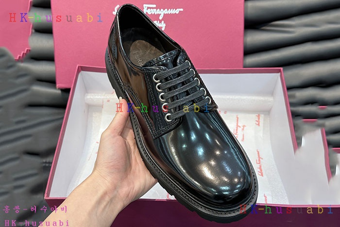 NEW 페라가모 신발 신상 F 695220