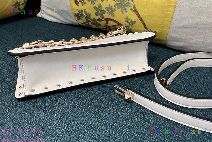 ★미러급★발렌티노 락스터드 가죽 클러치  3W0B0M82-2