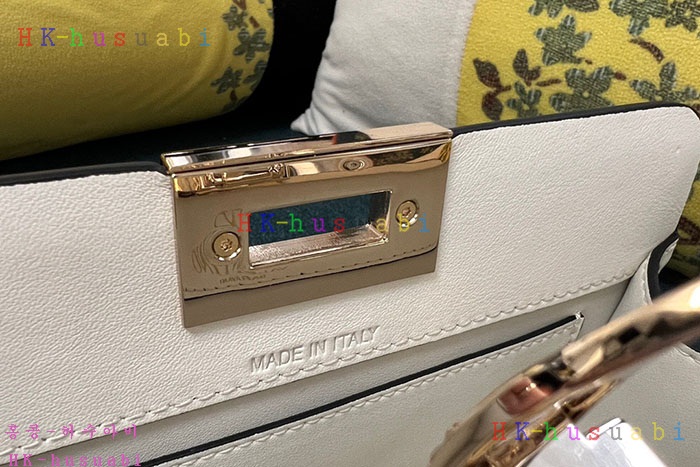 ★미러급★발렌티노 락스터드 가죽 클러치  3W0B0M82-2