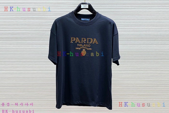 NEW 프라다 반팔티 신상 P 997047