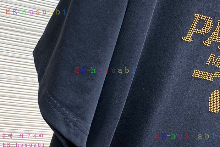 NEW 프라다 반팔티 신상 P 997047