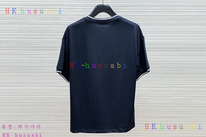 NEW 프라다 반팔티 신상 P 997050