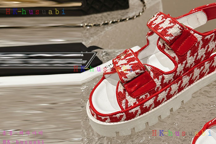 NEW 샤넬 샌들 신상  C 858330