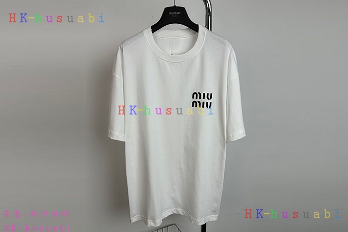 NEW 미우미우 반팔티 신상 MU 895502