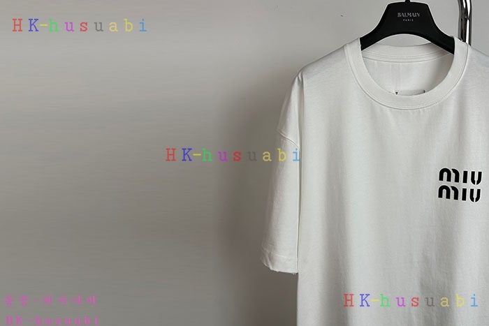 NEW 미우미우 반팔티 신상 MU 895502