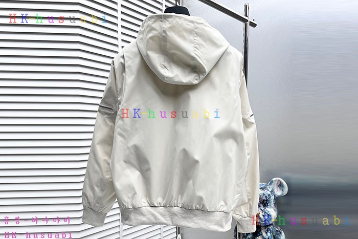 NEW 프라다 자켓 신상 P 8857013