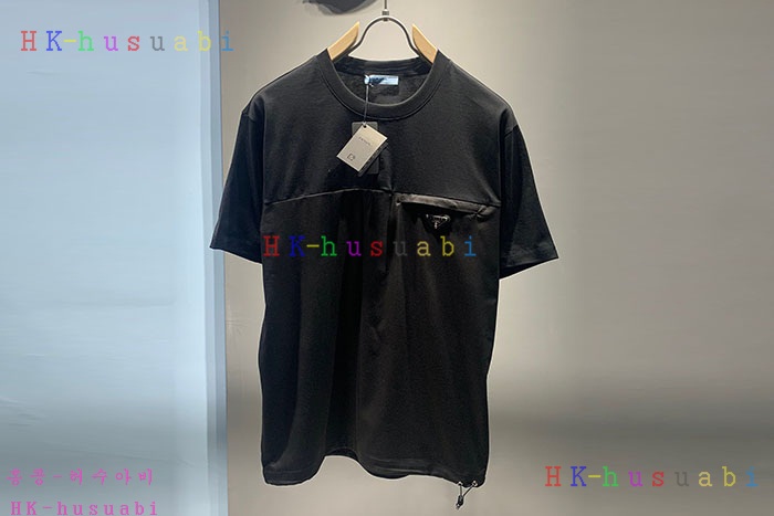 NEW 프라다 반팔티 신상 P 668042
