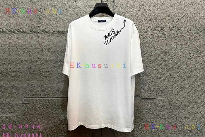 NEW 루이비통 반팔티 신상 LV 690026