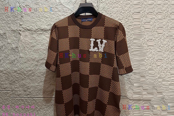 NEW 루이비통 반팔티 신상 LV 690031