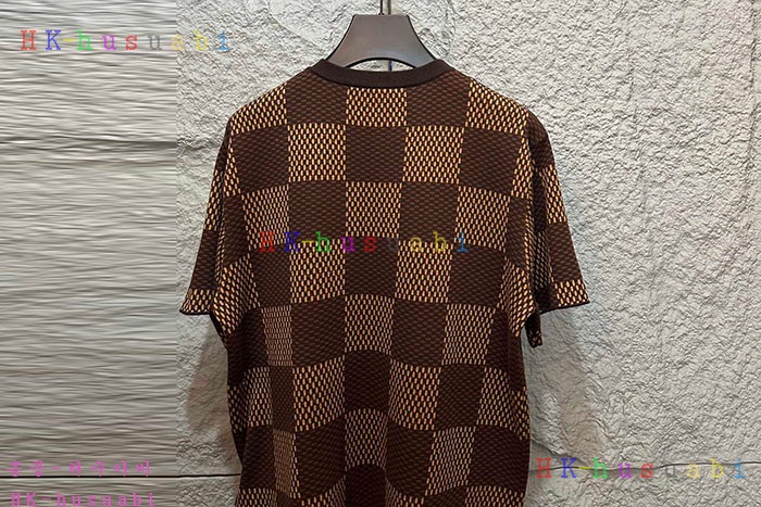 NEW 루이비통 반팔티 신상 LV 690031