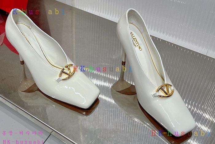 NEW 발렌티노 샌들 신상 V 2660016
