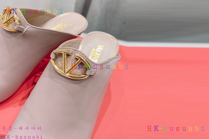 NEW 발렌티노 샌들 신상 V 2660018