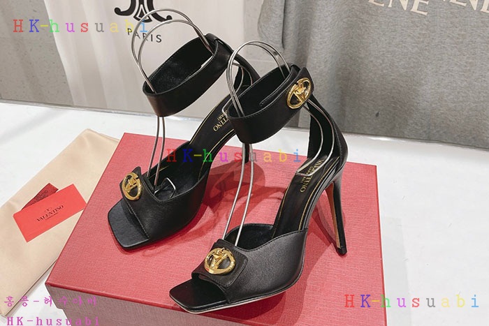 NEW 발렌티노 샌들 신상 V 2661103