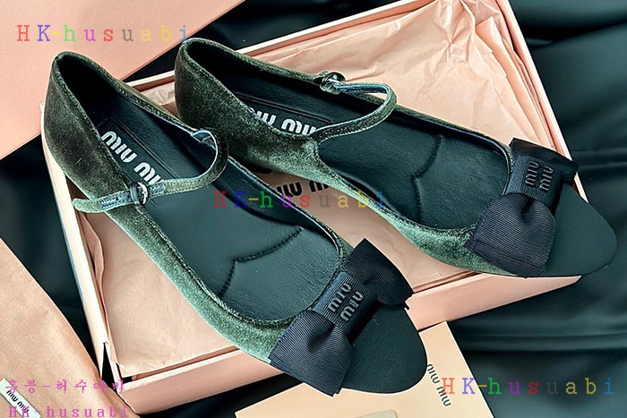NEW 미우미우 신발 신상 MU 669231