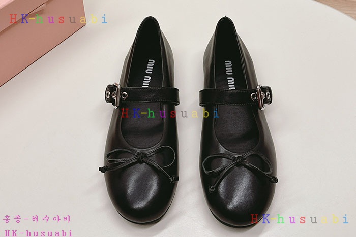 NEW 미우미우 신발 신상 MU 669240