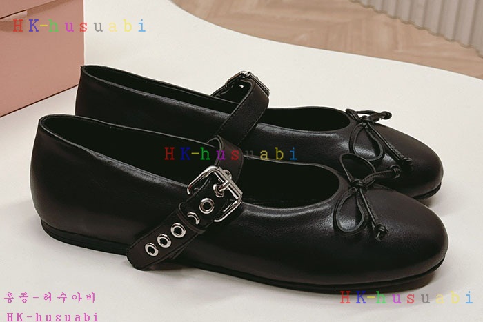 NEW 미우미우 신발 신상 MU 669240