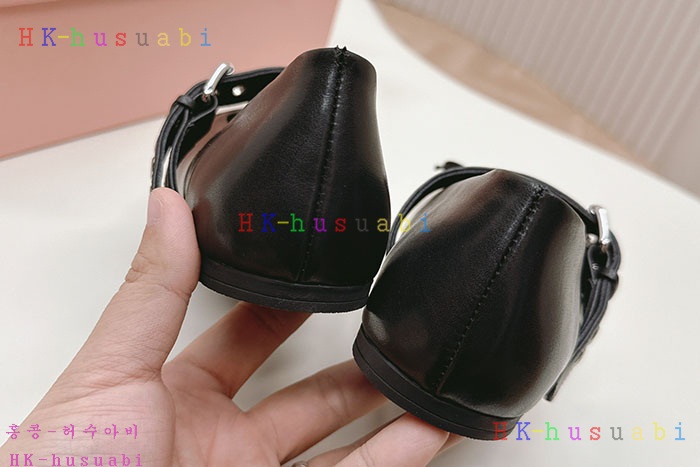 NEW 미우미우 신발 신상 MU 669240