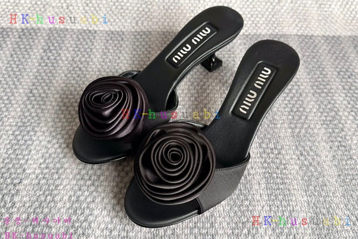 NEW 미우미우 신발 신상 MU 6693007