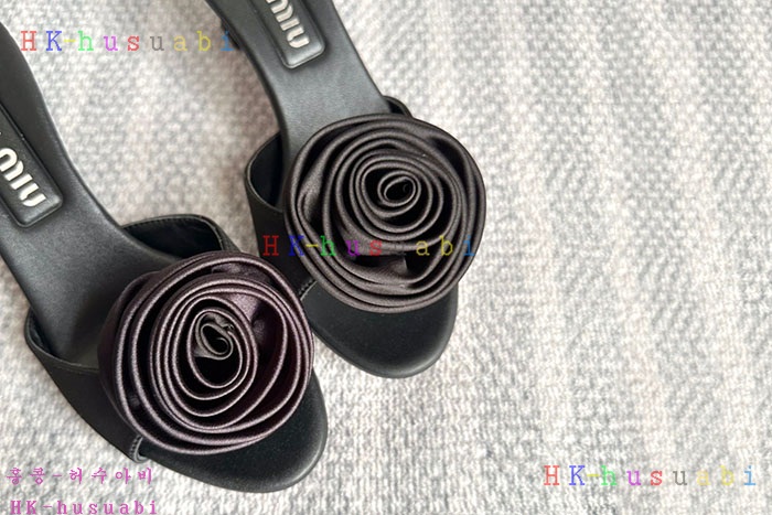 NEW 미우미우 신발 신상 MU 6693007