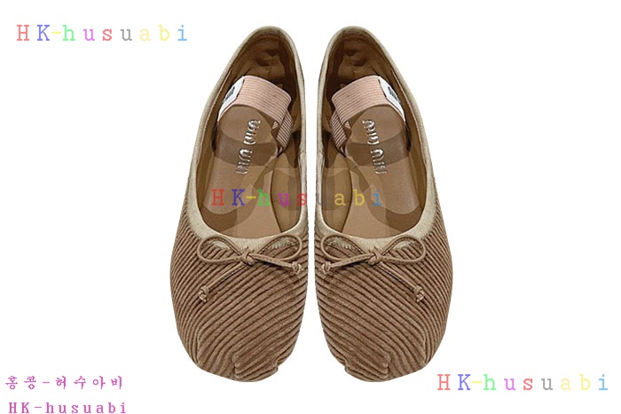 NEW 미우미우 신발 신상 MU 6692666