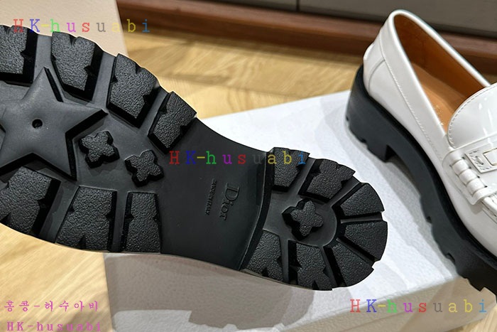 NEW 디올 신발 신상 DR 964010