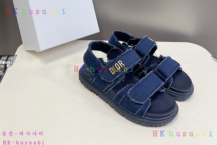 NEW 디올 신발 신상 DR 969902