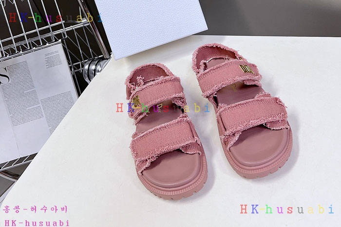 NEW 디올 신발 신상 DR 969903