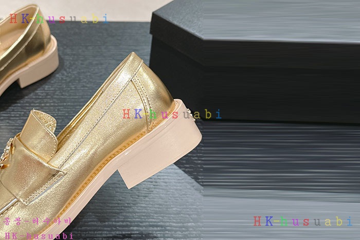 NEW 샤넬 로퍼 신상  C 7570044