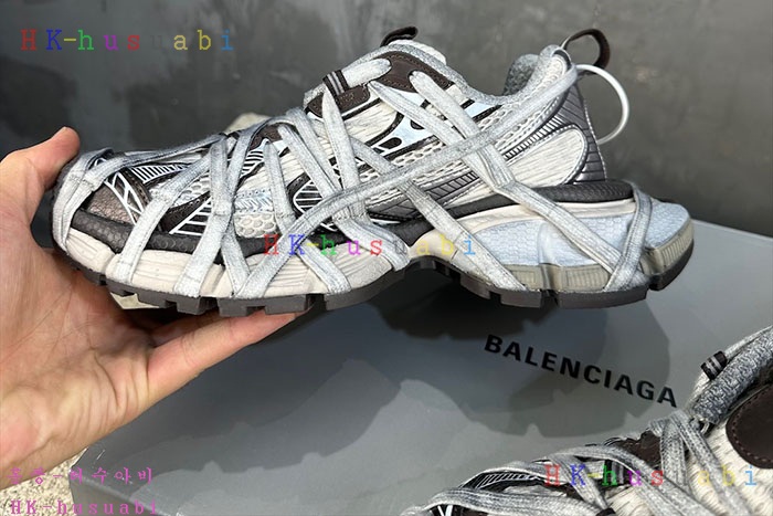 NEW 발렌시아가 신발 신상 B 980011